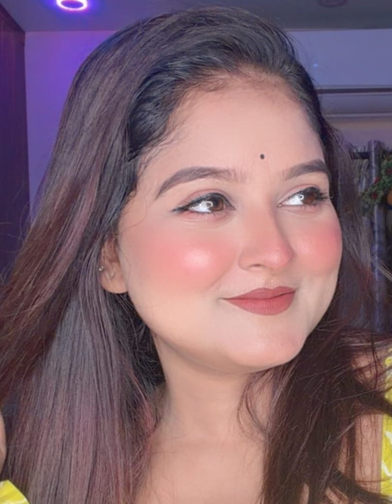 বাথরুমে দিদির অন্তর্বাস